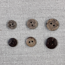 Load image into Gallery viewer, Coconut Buttons - Laser Cut - 18L [4-9]
